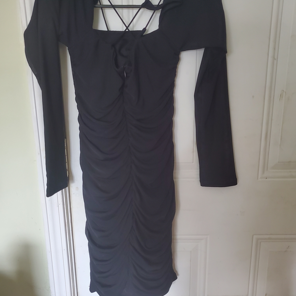 Elegant Black Long Sleeve Dress